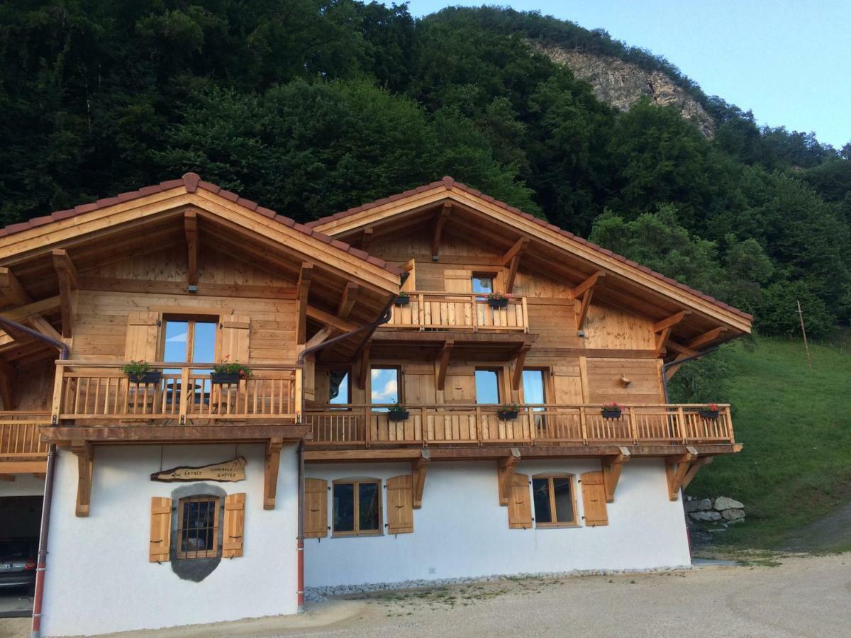 Chantemerle 1741, Chambres D'Hotes A La Montagne Салланш Экстерьер фото